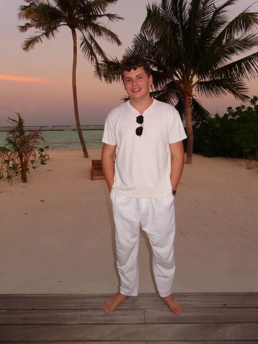 Theo Stratmann am Strand